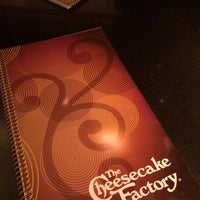 Photo taken at The Cheesecake Factory by Eury D. 👳🏾‍♀️ on 11/21/2018