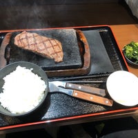 Photo taken at 感動の肉と米 by くろっこ on 7/6/2023