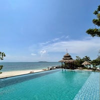 Снимок сделан в Mun Nork Island Resort пользователем Simon O. 5/13/2022