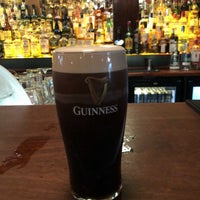 Снимок сделан в O&amp;#39;Gilins Irish Pub пользователем Shake N B. 4/15/2022