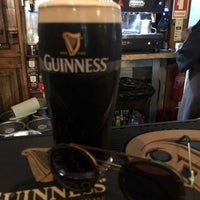 Foto diambil di O&amp;#39;Gilins Irish Pub oleh Shake N B. pada 5/26/2022