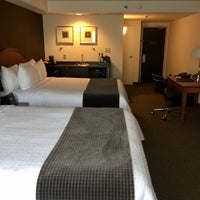 Das Foto wurde bei Cambridge Suites Hotel Halifax von Léon v. am 9/6/2017 aufgenommen