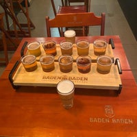 Foto tirada no(a) Cervejaria Baden Baden por Anninha P. em 6/1/2023