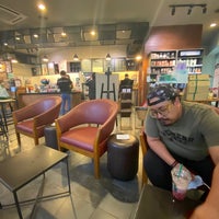 Photo taken at Starbucks by Fadhil H. on 3/13/2022