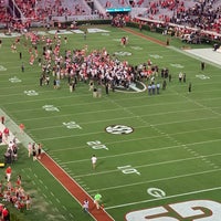 Снимок сделан в Sanford Stadium пользователем Stephen G. 10/16/2022