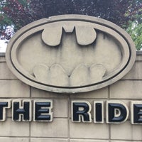 Photo taken at Batman: The Ride by Stephen G. on 7/27/2018
