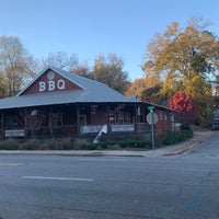 Photo taken at Saucehouse BBQ by Stephen G. on 11/20/2021