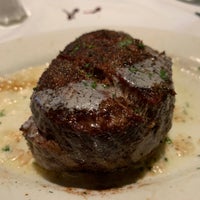 Photo taken at Ruth&amp;#39;s Chris Steak House - Buckhead Atlanta by Stephen G. on 1/1/2022