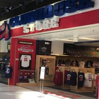 Photo taken at Braves Clubhouse Store by Stephen G. on 5/9/2018