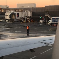 Photo taken at Gate A20 by Stephen G. on 12/10/2017