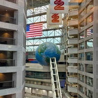 Photo taken at Omni Atlanta Hotel at CNN Center by Stephen G. on 10/11/2023