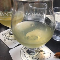Photo taken at Bantam Cidery by Constantin W. on 8/10/2019