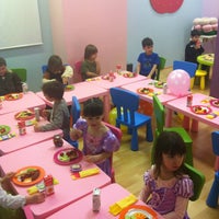 Foto scattata a Play And Joy Parti Ve Oyun Evi da sebnem il 2/23/2013