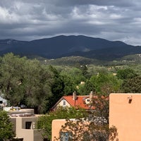Foto diambil di Eldorado Hotel &amp;amp; Spa Santa Fe oleh Adam G. pada 5/27/2019
