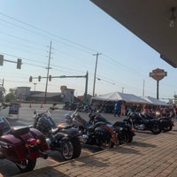 Foto tirada no(a) Mad River Harley-Davidson por Carol M. em 9/25/2020
