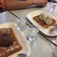 Photo taken at Wafflelicious by Sherilyn C. on 8/30/2015
