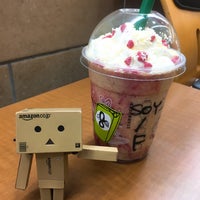 Photo taken at Starbucks by toyaman on 11/15/2017