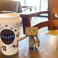 Photo taken at Tully&amp;#39;s Coffee by toyaman on 7/10/2022