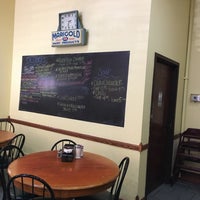 4/6/2018 tarihinde David M.ziyaretçi tarafından Bev&amp;#39;s Cafe'de çekilen fotoğraf