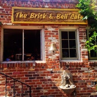 7/27/2015 tarihinde Brick &amp;amp; Bell Cafe - La Jolla Shoresziyaretçi tarafından Brick &amp;amp; Bell Cafe - La Jolla Shores'de çekilen fotoğraf