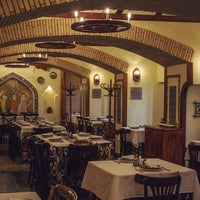 Das Foto wurde bei Restaurant &amp;quot;Samarkand&amp;quot; von Restaurant &amp;quot;Samarkand&amp;quot; am 9/1/2015 aufgenommen