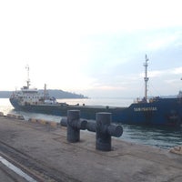 Photo taken at wharf 9, Johor Port by Kimi on 2/23/2016