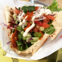 Photo taken at Otto&amp;#39;s Berlin Döner by S J. on 8/20/2015