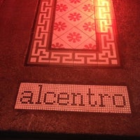 10/16/2012 tarihinde Alex L.ziyaretçi tarafından Alcentro Cafe Bistro'de çekilen fotoğraf