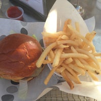 Photo taken at Burger 21 by Natalie S. on 5/14/2016