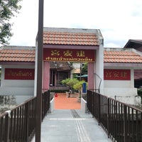Photo taken at ศาลเจ้าแม่กวนอิมเกียนอันเกง (Kian Un Keng Shrine) 恩很好 by Vipaporn V. on 6/18/2023
