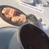 Foto diambil di Deniz Kızı Coffee &amp;amp; Fast Food oleh Melike G. pada 4/21/2019