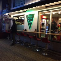 Foto scattata a Pizza2Go da Oktay M. il 1/12/2017