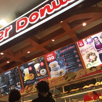 Photo taken at Mister Donut by gamm◟̆◞̆ on 5/31/2018
