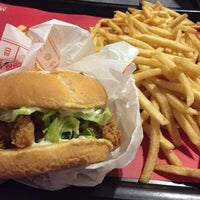 Photo taken at Burger King by Rallytha L. on 12/18/2015