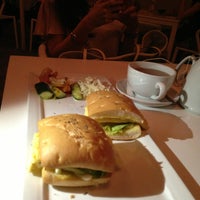 Caffeinees - Royal Selangor Golf Club - 16, Jalan Kampung 