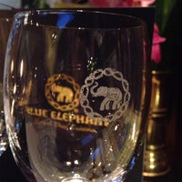 Foto tirada no(a) Blue Elephant Brussels por Bo V. em 10/4/2015