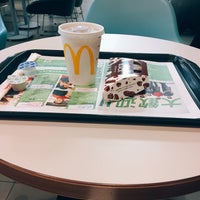 Photo taken at McDonald&amp;#39;s by たいたん on 10/27/2018