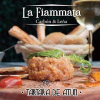 Foto scattata a La Fiammata Carbón &amp;amp; Leña da La Fiammata Carbón &amp;amp; Leña il 7/20/2015
