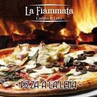 รูปภาพถ่ายที่ La Fiammata Carbón &amp;amp; Leña โดย La Fiammata Carbón &amp;amp; Leña เมื่อ 7/20/2015