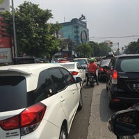 Photo taken at Jalan Mampang Prapatan Raya by Doni H. on 7/29/2017