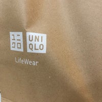 Photo taken at UNIQLO (ユニクロ) by Doni H. on 12/2/2021