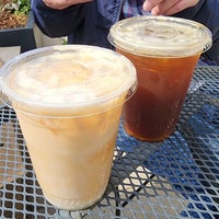 Снимок сделан в Four Letter Word Coffee пользователем s p. 9/24/2022