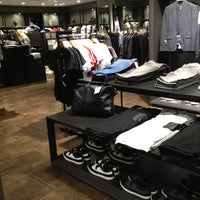 Zara - Clothing Store