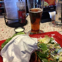 Photo taken at Red Robin Gourmet Burgers and Brews by Stephanie M. on 11/19/2016