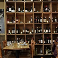 Das Foto wurde bei Carmela&amp;#39;s Bistro and Wine Bar von Steve H. am 12/8/2022 aufgenommen