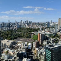 Photo taken at En Cafe (Google Tokyo) by josh h. on 10/9/2019