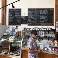 Foto tomada en Tanner&amp;#39;s Coffee Co  por David A. el 6/5/2018