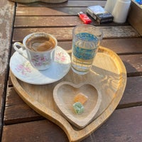 Das Foto wurde bei Kalepark Cafe &amp;amp; Restaurant von TC Uğur S. am 9/16/2022 aufgenommen
