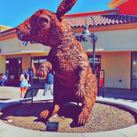Desert Hills Premium Outlets (178 stores) - outlet shopping in Cabazon,  California CA CA 92230 - MallsCenters