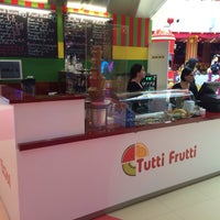Photo taken at Tutti Frutti by David G. on 2/4/2016